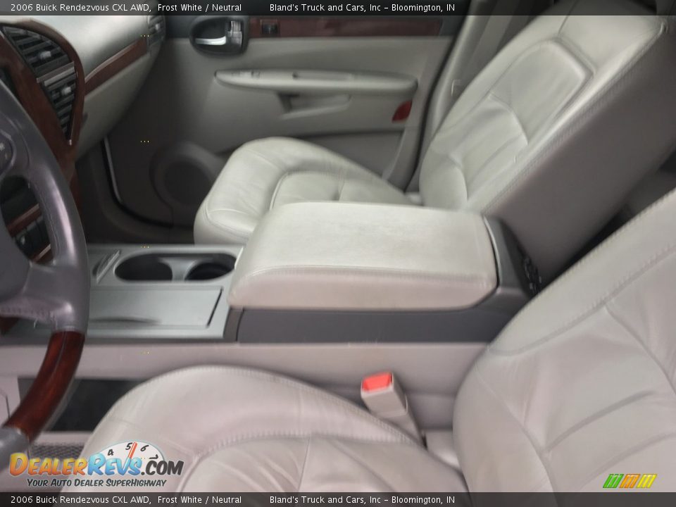 2006 Buick Rendezvous CXL AWD Frost White / Neutral Photo #28