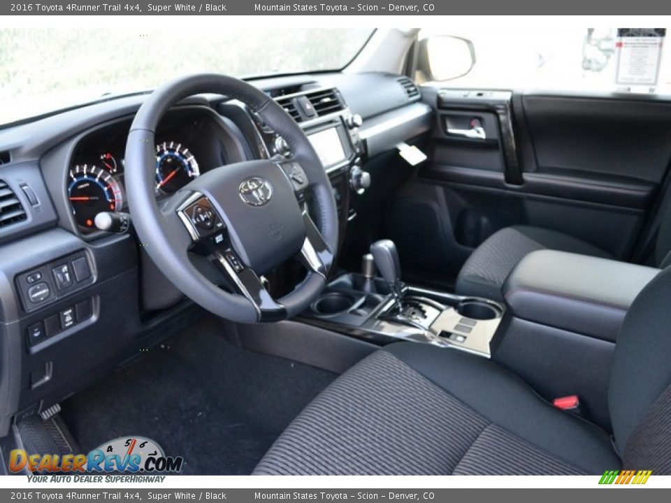 2016 Toyota 4Runner Trail 4x4 Super White / Black Photo #5