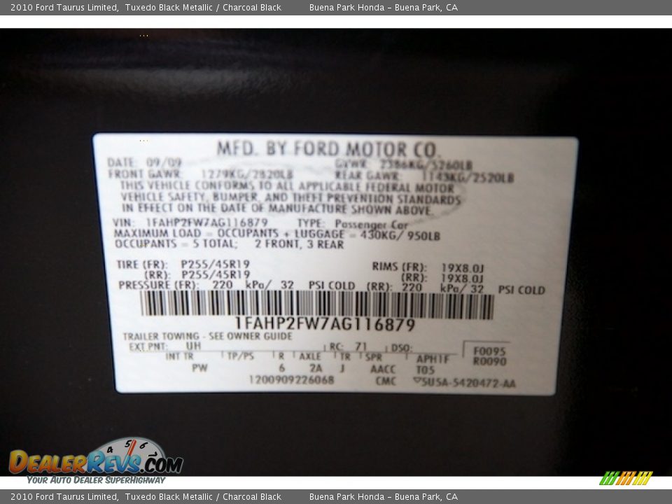 2010 Ford Taurus Limited Tuxedo Black Metallic / Charcoal Black Photo #30