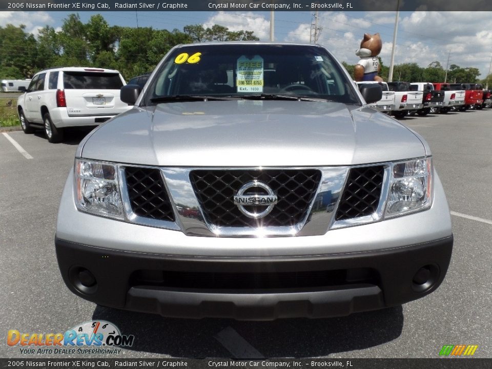 2006 Nissan Frontier XE King Cab Radiant Silver / Graphite Photo #13