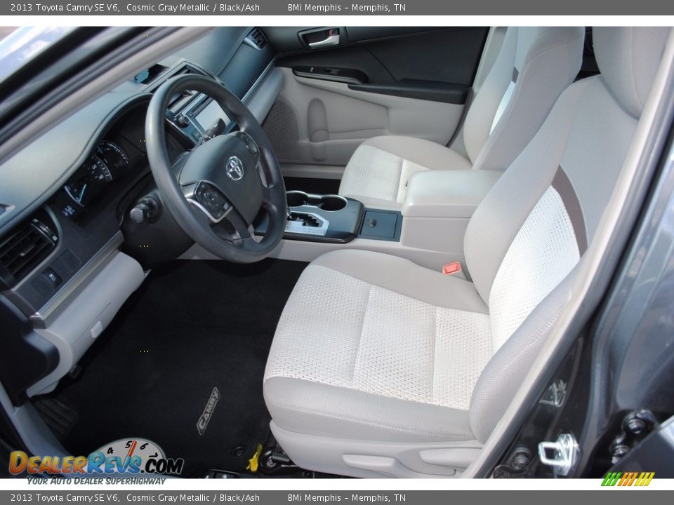 2013 Toyota Camry SE V6 Cosmic Gray Metallic / Black/Ash Photo #11