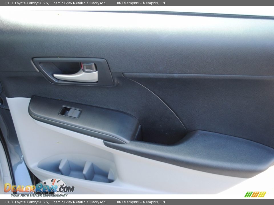 2013 Toyota Camry SE V6 Cosmic Gray Metallic / Black/Ash Photo #19