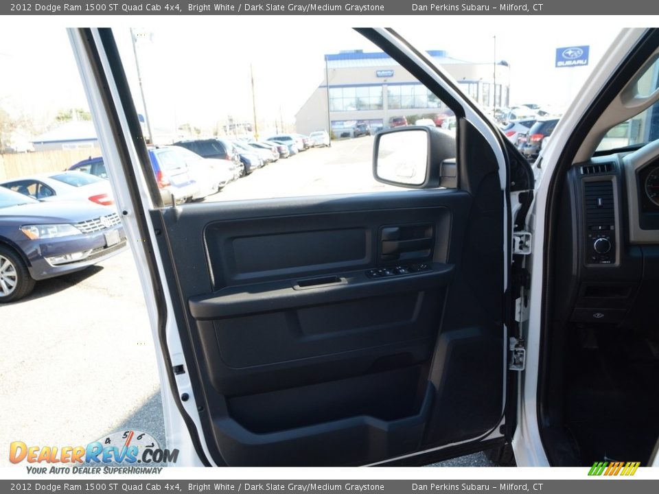 2012 Dodge Ram 1500 ST Quad Cab 4x4 Bright White / Dark Slate Gray/Medium Graystone Photo #17