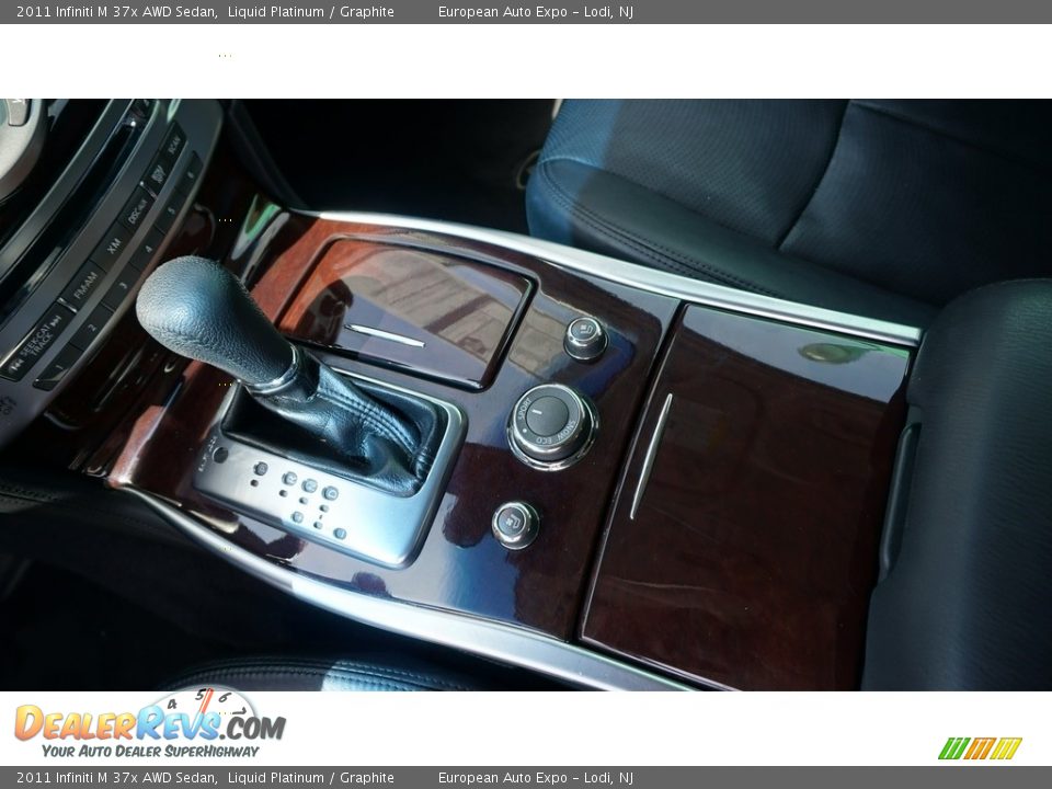 2011 Infiniti M 37x AWD Sedan Liquid Platinum / Graphite Photo #23