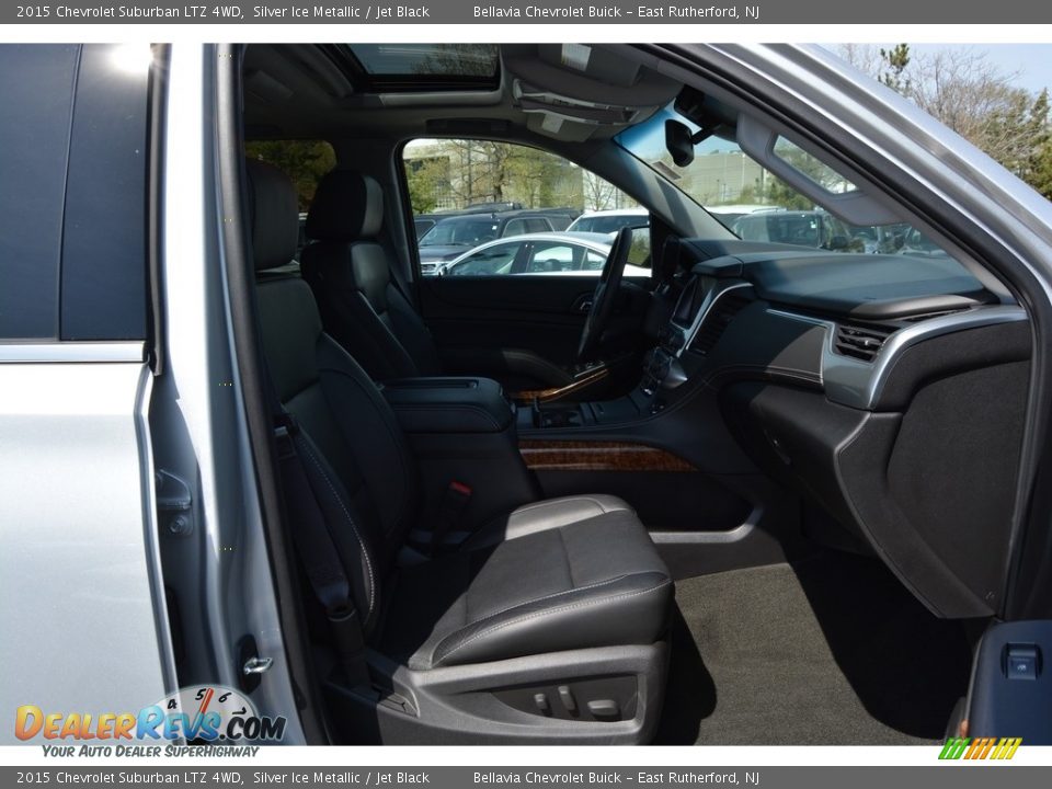 2015 Chevrolet Suburban LTZ 4WD Silver Ice Metallic / Jet Black Photo #11