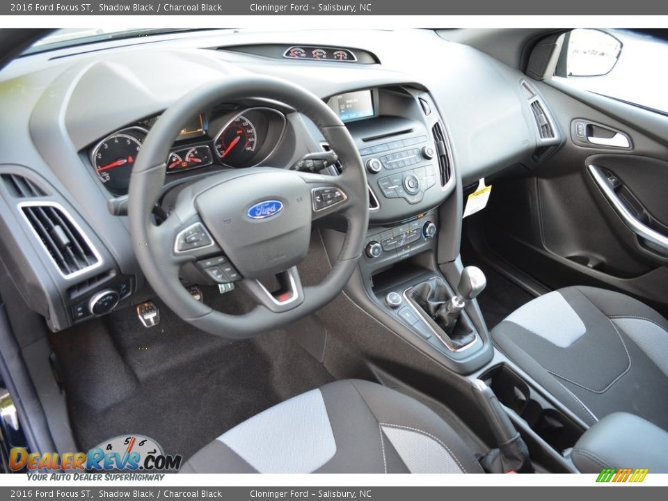 2016 Ford Focus ST Shadow Black / Charcoal Black Photo #7
