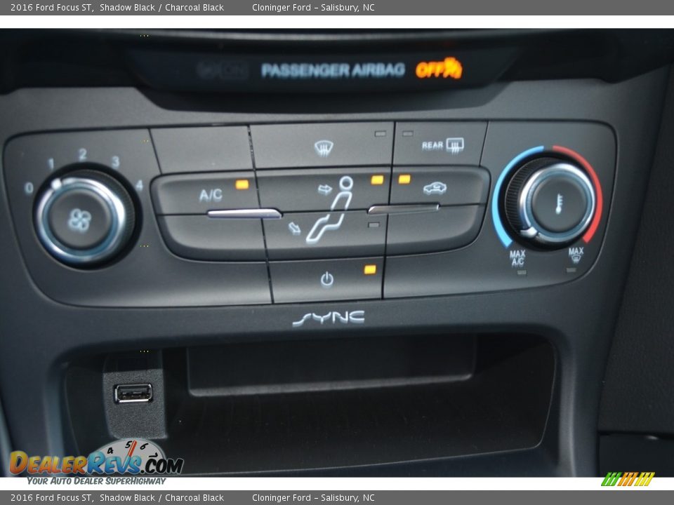 2016 Ford Focus ST Shadow Black / Charcoal Black Photo #13