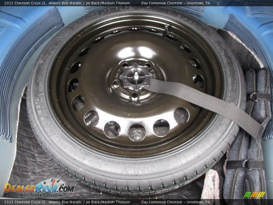 2013 Chevrolet Cruze LS Atlantis Blue Metallic / Jet Black/Medium Titanium Photo #15