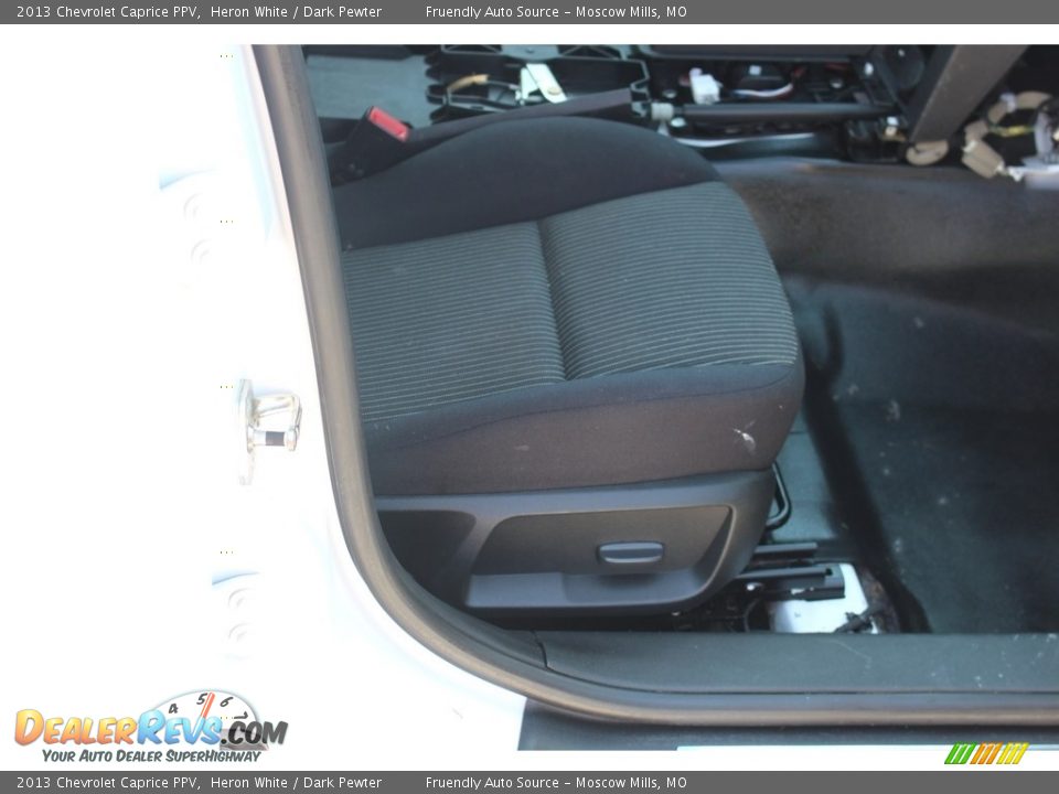 2013 Chevrolet Caprice PPV Heron White / Dark Pewter Photo #8