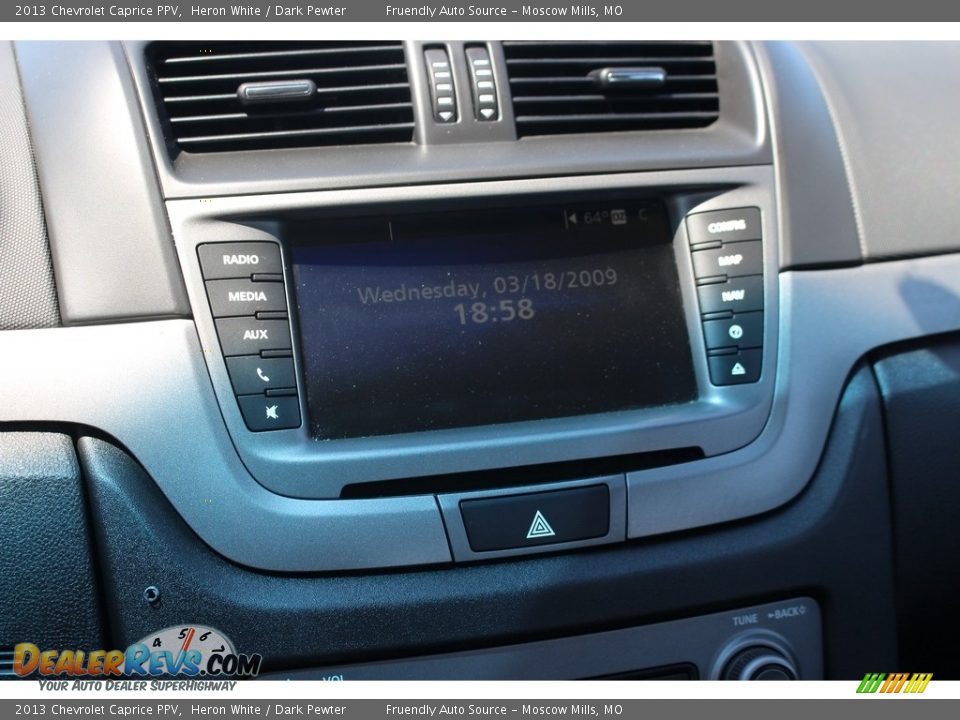 2013 Chevrolet Caprice PPV Heron White / Dark Pewter Photo #12