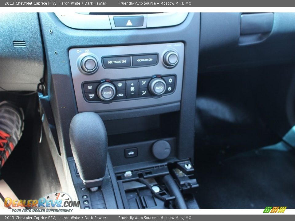 2013 Chevrolet Caprice PPV Heron White / Dark Pewter Photo #13