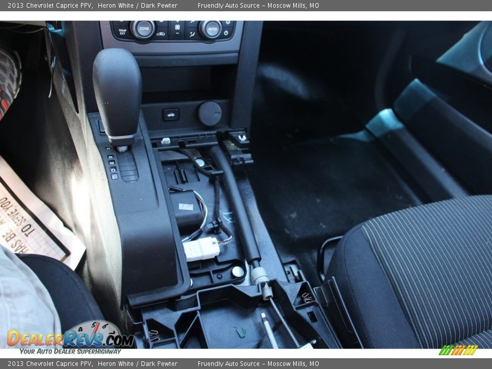 2013 Chevrolet Caprice PPV Heron White / Dark Pewter Photo #14