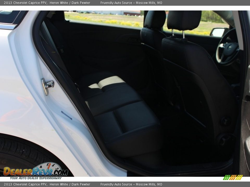 2013 Chevrolet Caprice PPV Heron White / Dark Pewter Photo #23