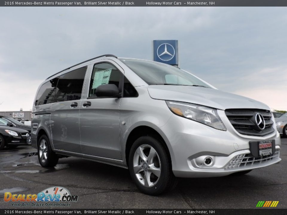 2016 Mercedes-Benz Metris Passenger Van Brilliant Silver Metallic / Black Photo #3