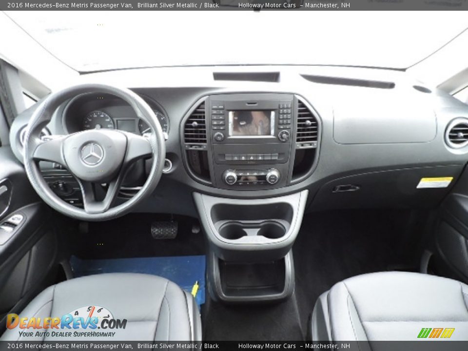 2016 Mercedes-Benz Metris Passenger Van Brilliant Silver Metallic / Black Photo #6