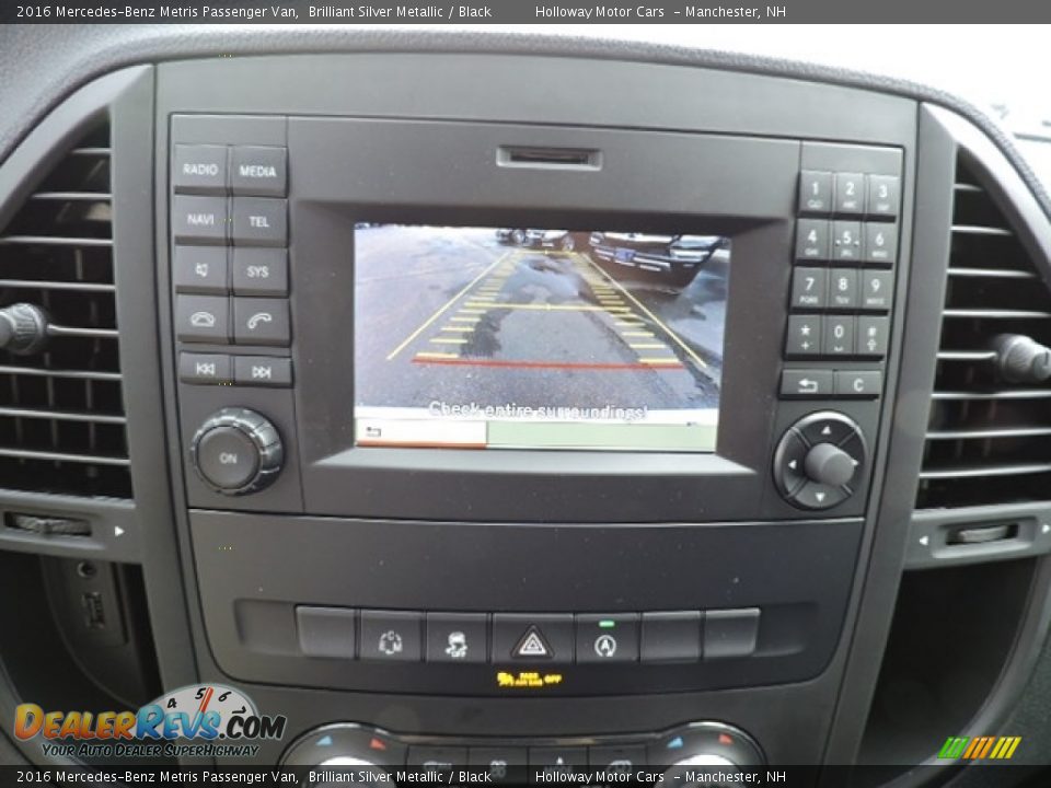 2016 Mercedes-Benz Metris Passenger Van Brilliant Silver Metallic / Black Photo #13