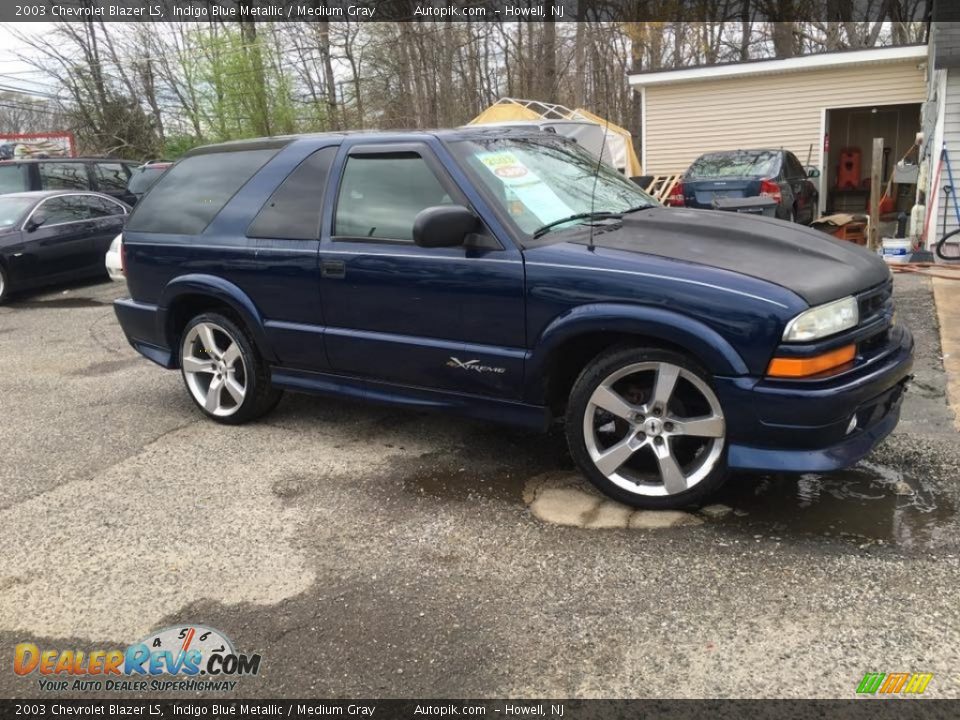 2003 Chevrolet Blazer LS Indigo Blue Metallic / Medium Gray Photo #2