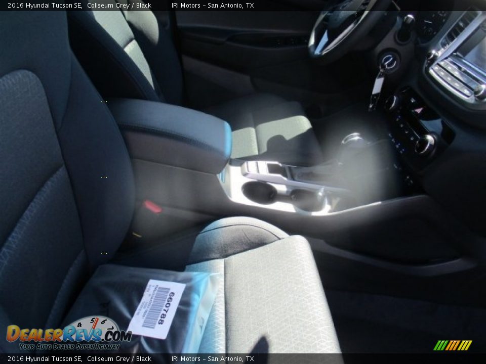2016 Hyundai Tucson SE Coliseum Grey / Black Photo #19