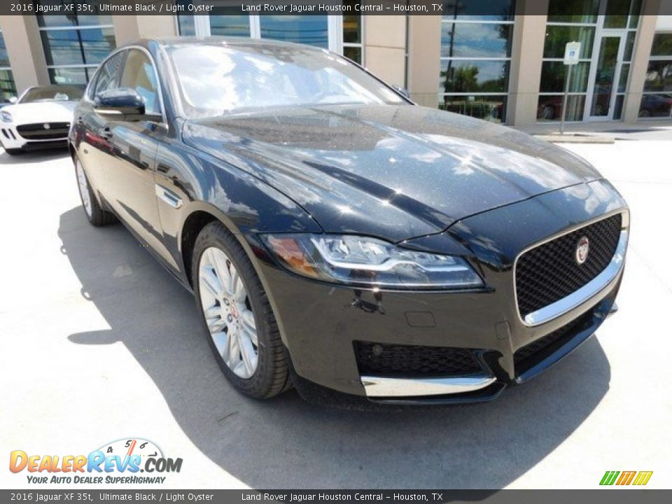 2016 Jaguar XF 35t Ultimate Black / Light Oyster Photo #2