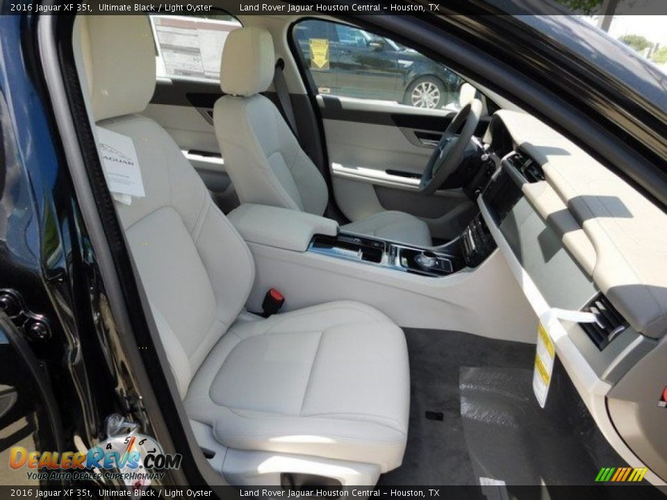 2016 Jaguar XF 35t Ultimate Black / Light Oyster Photo #5