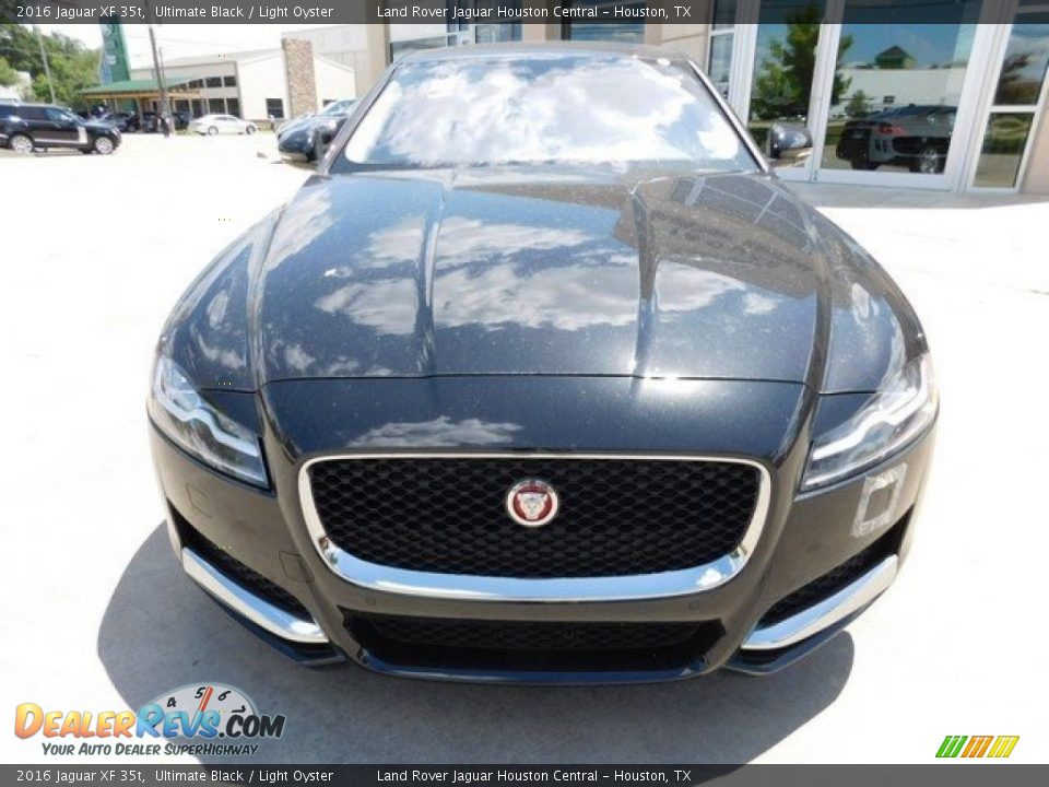2016 Jaguar XF 35t Ultimate Black / Light Oyster Photo #12