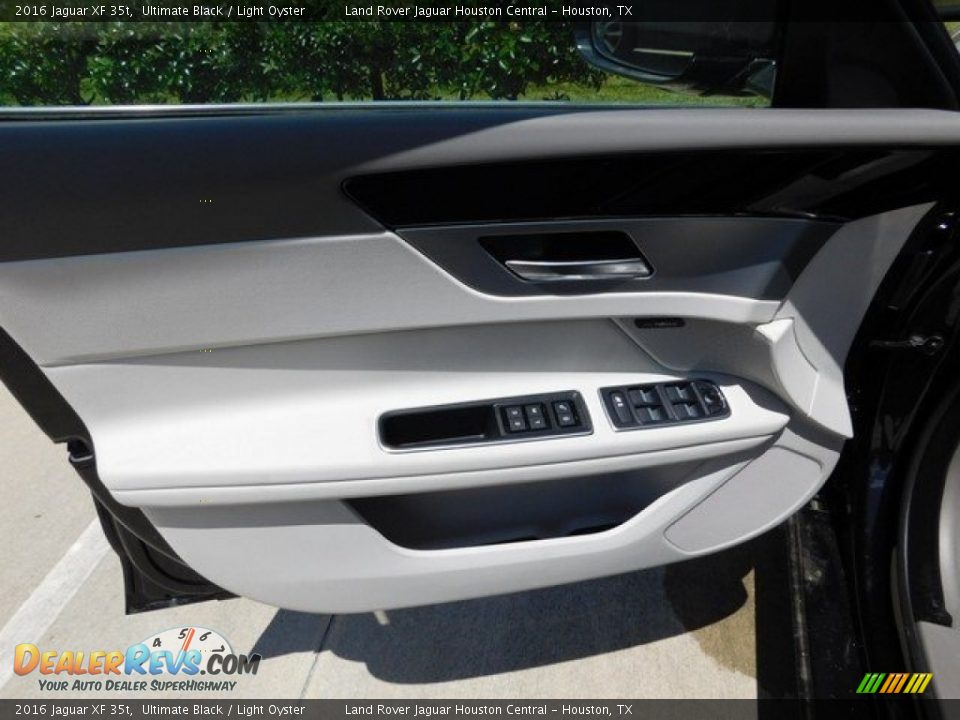 2016 Jaguar XF 35t Ultimate Black / Light Oyster Photo #18