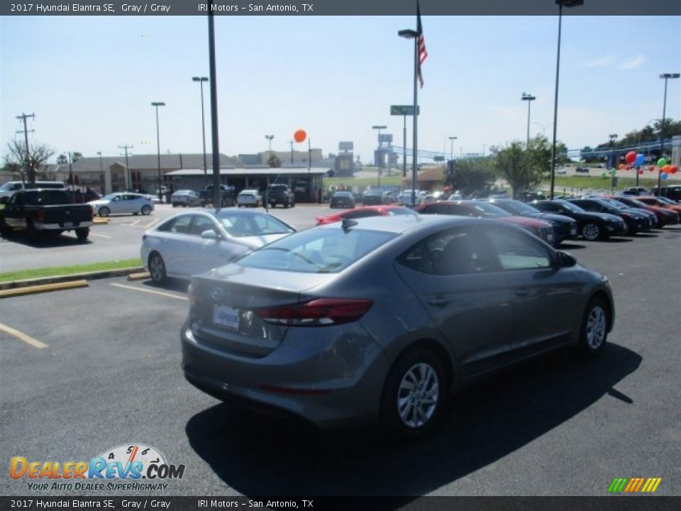 2017 Hyundai Elantra SE Gray / Gray Photo #6