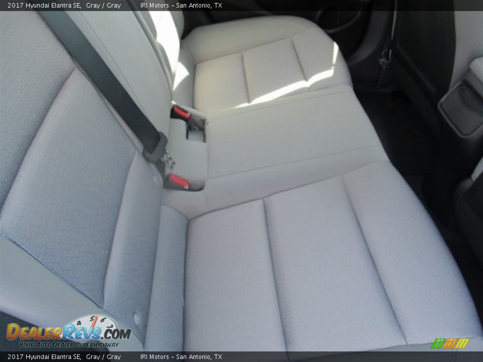 2017 Hyundai Elantra SE Gray / Gray Photo #11