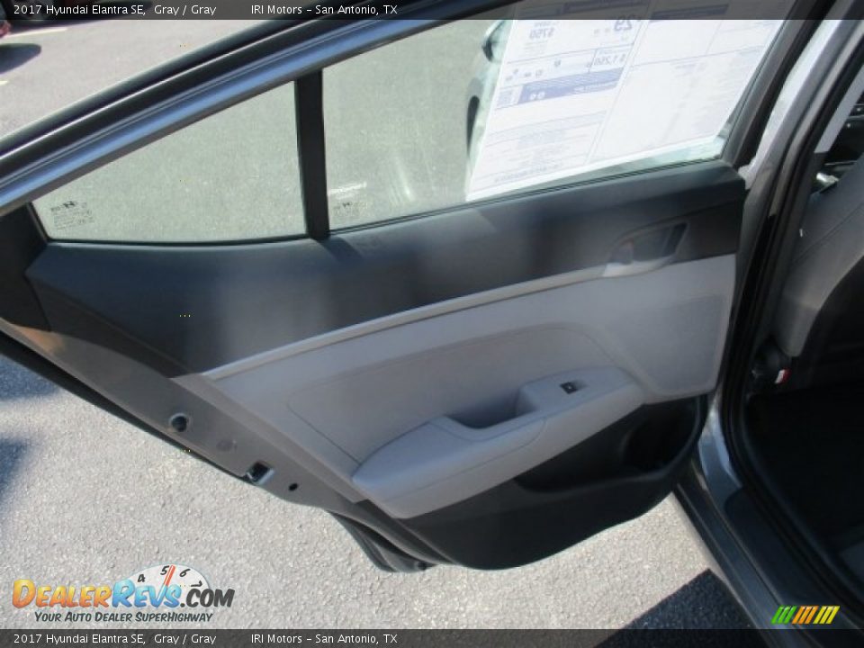 2017 Hyundai Elantra SE Gray / Gray Photo #13