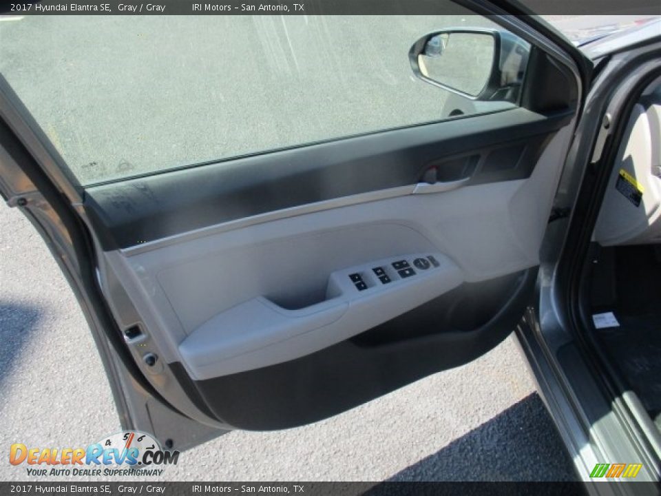 2017 Hyundai Elantra SE Gray / Gray Photo #14