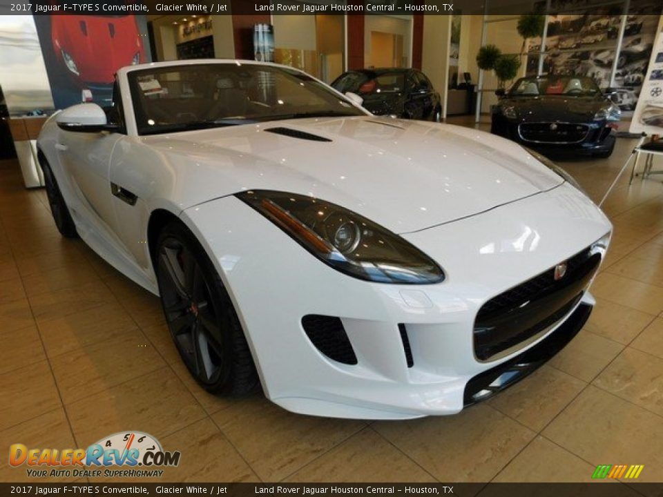 Front 3/4 View of 2017 Jaguar F-TYPE S Convertible Photo #2