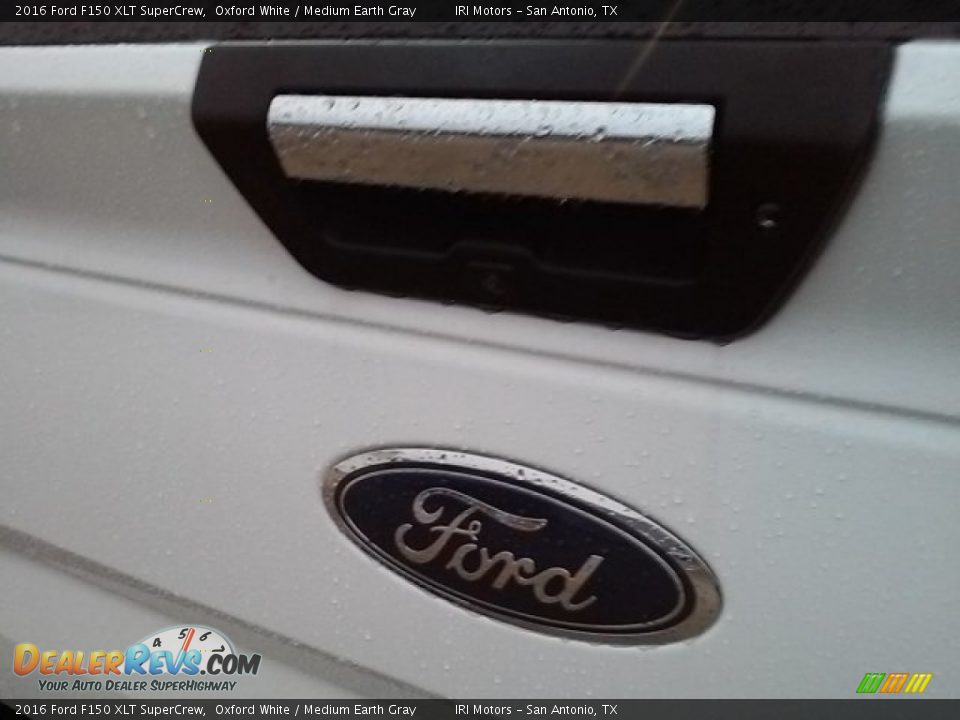 2016 Ford F150 XLT SuperCrew Oxford White / Medium Earth Gray Photo #23