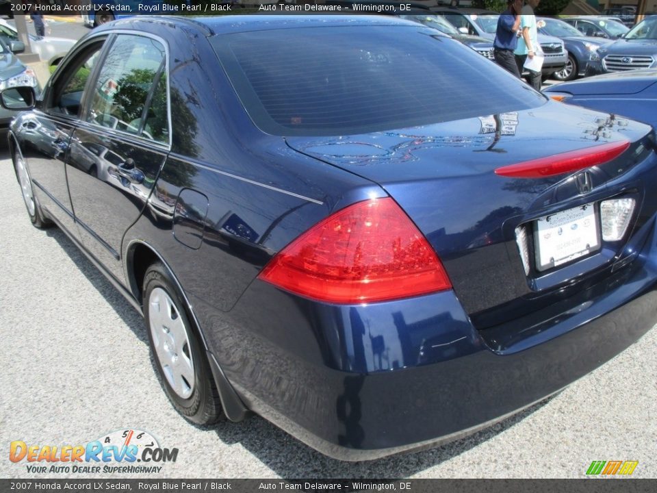 2007 Honda Accord LX Sedan Royal Blue Pearl / Black Photo #4