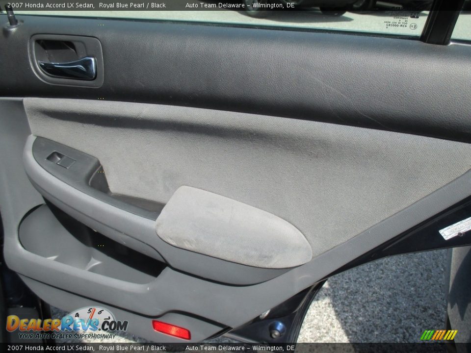 2007 Honda Accord LX Sedan Royal Blue Pearl / Black Photo #24