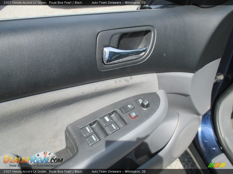 2007 Honda Accord LX Sedan Royal Blue Pearl / Black Photo #26