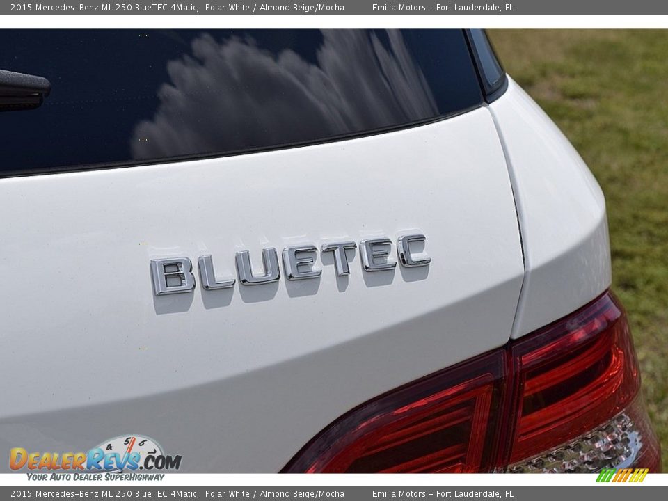 2015 Mercedes-Benz ML 250 BlueTEC 4Matic Polar White / Almond Beige/Mocha Photo #13
