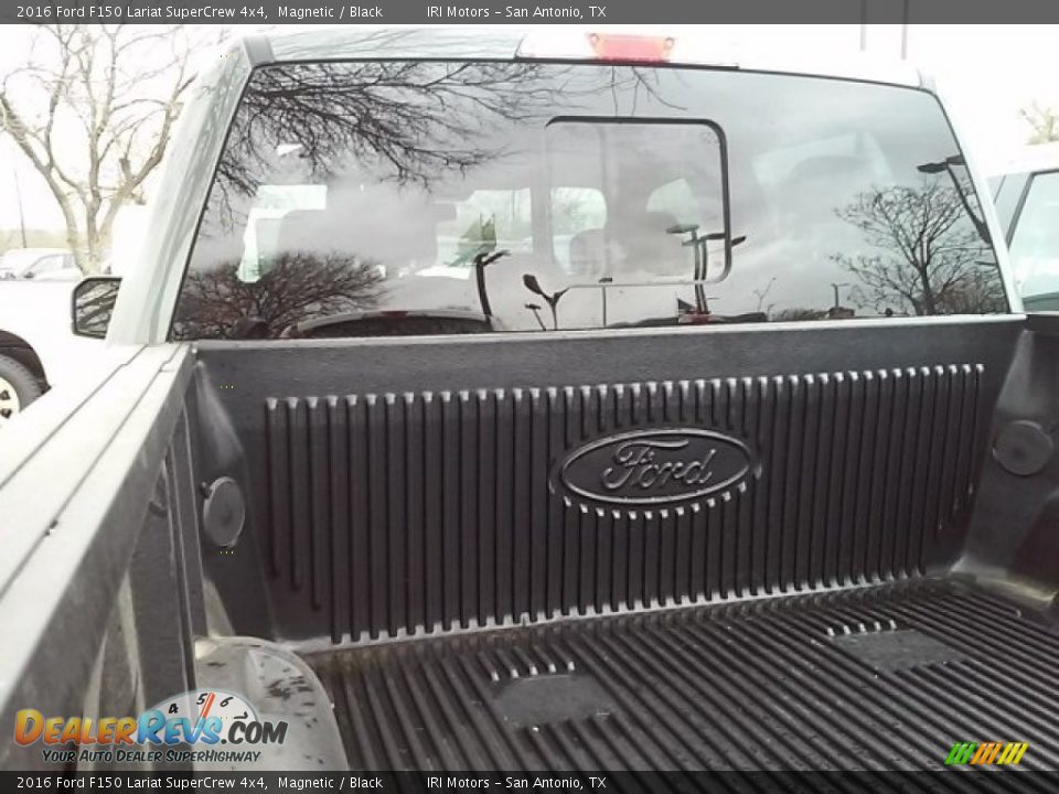 2016 Ford F150 Lariat SuperCrew 4x4 Magnetic / Black Photo #12