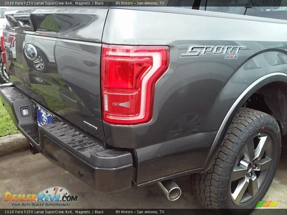 2016 Ford F150 Lariat SuperCrew 4x4 Magnetic / Black Photo #13
