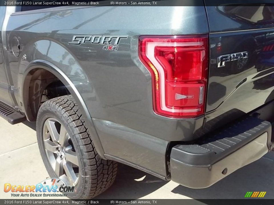 2016 Ford F150 Lariat SuperCrew 4x4 Magnetic / Black Photo #35