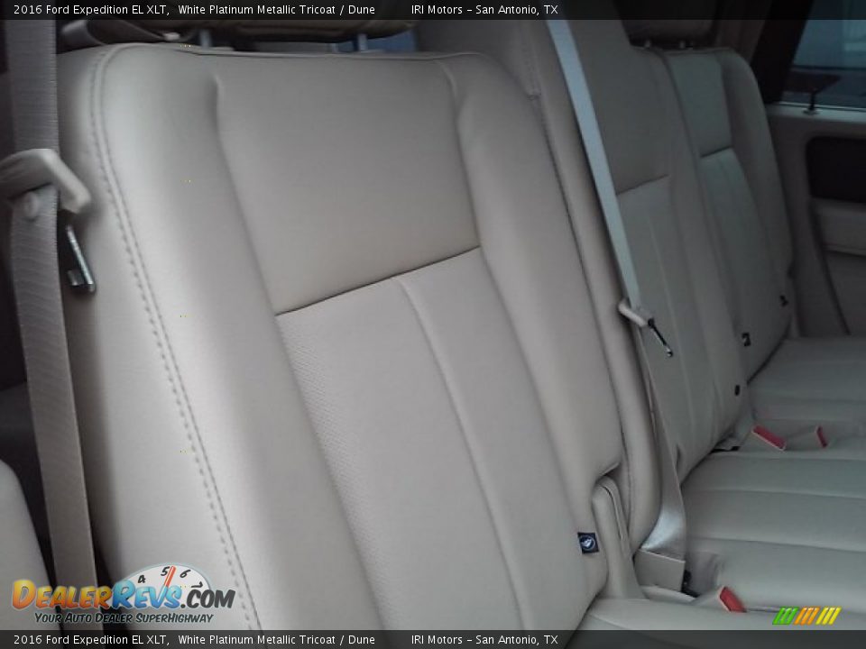 2016 Ford Expedition EL XLT White Platinum Metallic Tricoat / Dune Photo #3
