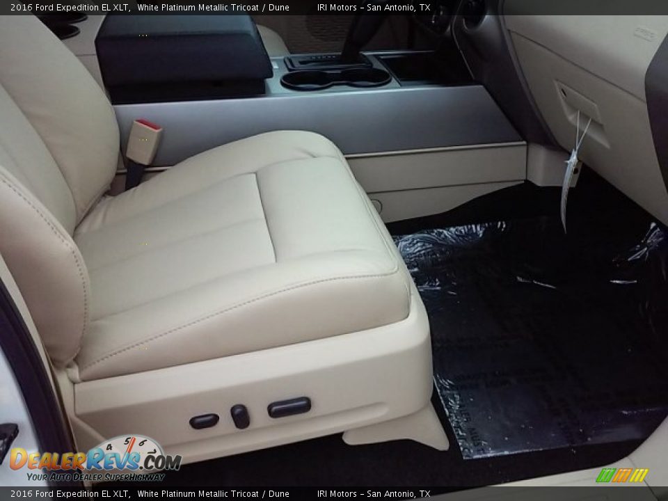 2016 Ford Expedition EL XLT White Platinum Metallic Tricoat / Dune Photo #8