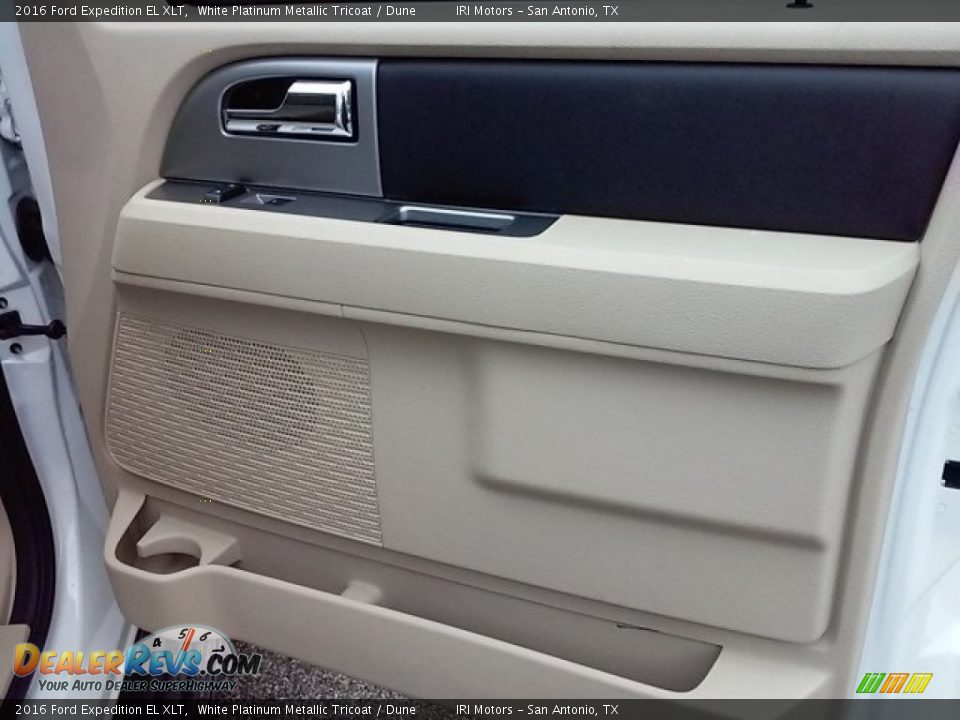 2016 Ford Expedition EL XLT White Platinum Metallic Tricoat / Dune Photo #10
