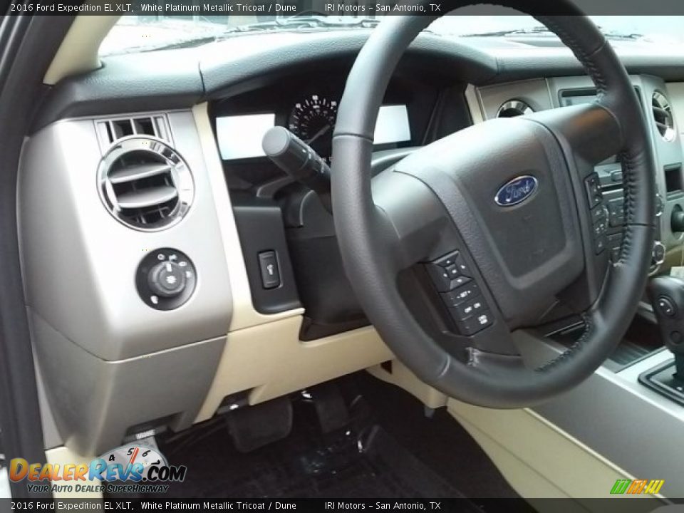 2016 Ford Expedition EL XLT White Platinum Metallic Tricoat / Dune Photo #14