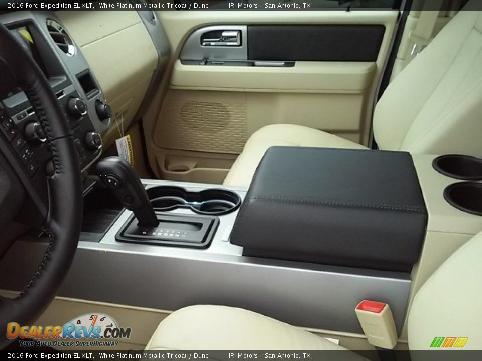 2016 Ford Expedition EL XLT White Platinum Metallic Tricoat / Dune Photo #15