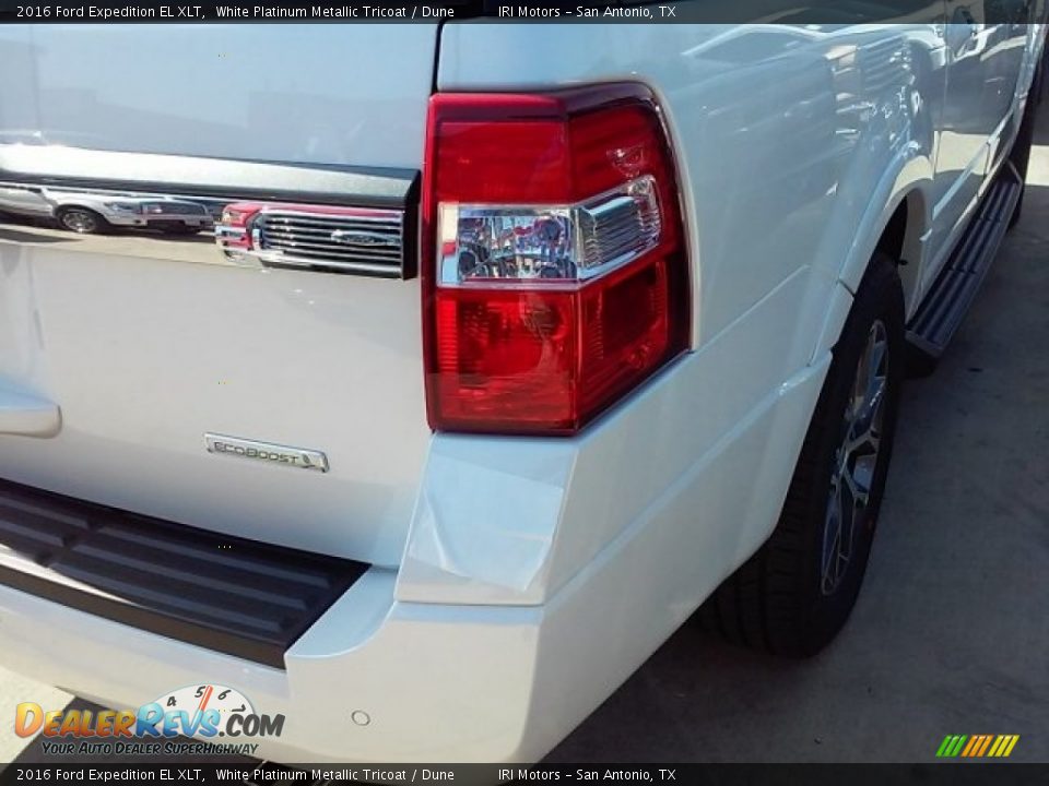 2016 Ford Expedition EL XLT White Platinum Metallic Tricoat / Dune Photo #24