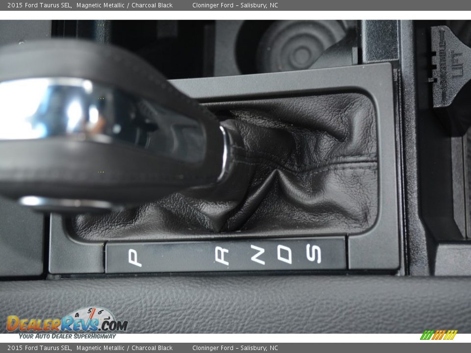 2015 Ford Taurus SEL Magnetic Metallic / Charcoal Black Photo #21