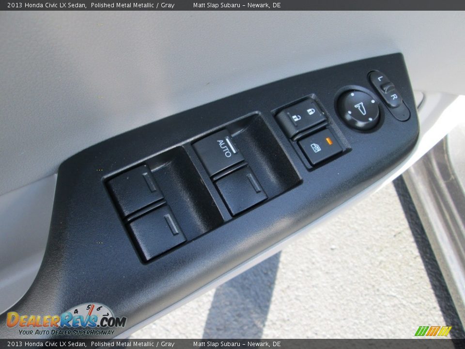 2013 Honda Civic LX Sedan Polished Metal Metallic / Gray Photo #14