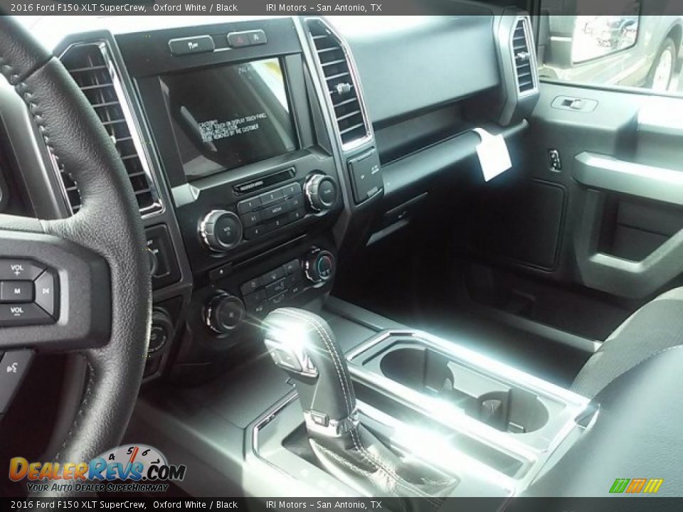 2016 Ford F150 XLT SuperCrew Oxford White / Black Photo #19