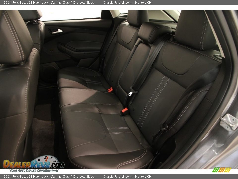 2014 Ford Focus SE Hatchback Sterling Gray / Charcoal Black Photo #12