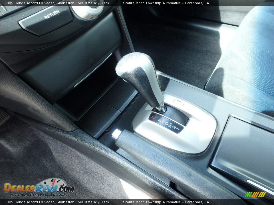 2009 Honda Accord EX Sedan Alabaster Silver Metallic / Black Photo #21